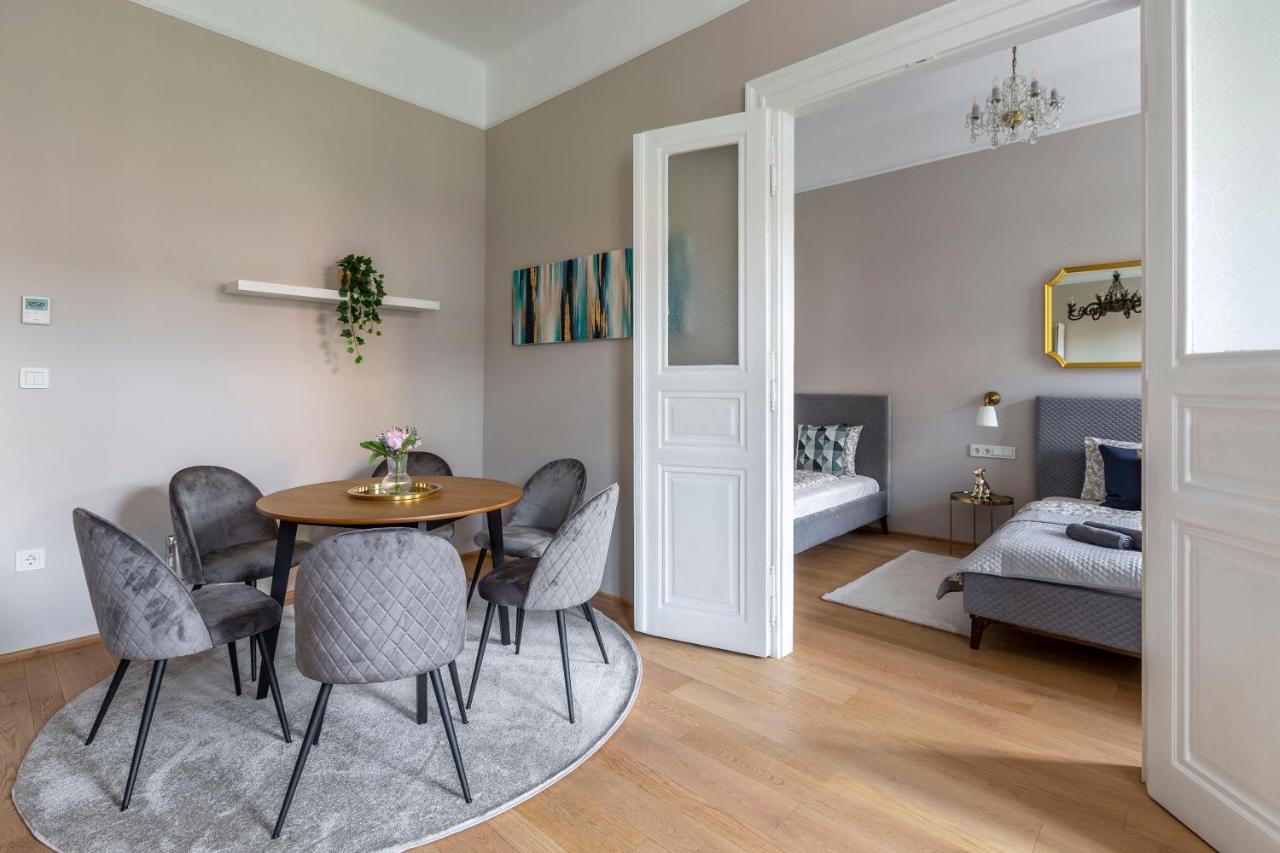 Luxury Elizabeth Residence Next To The New York Cafe Budapest Eksteriør bilde