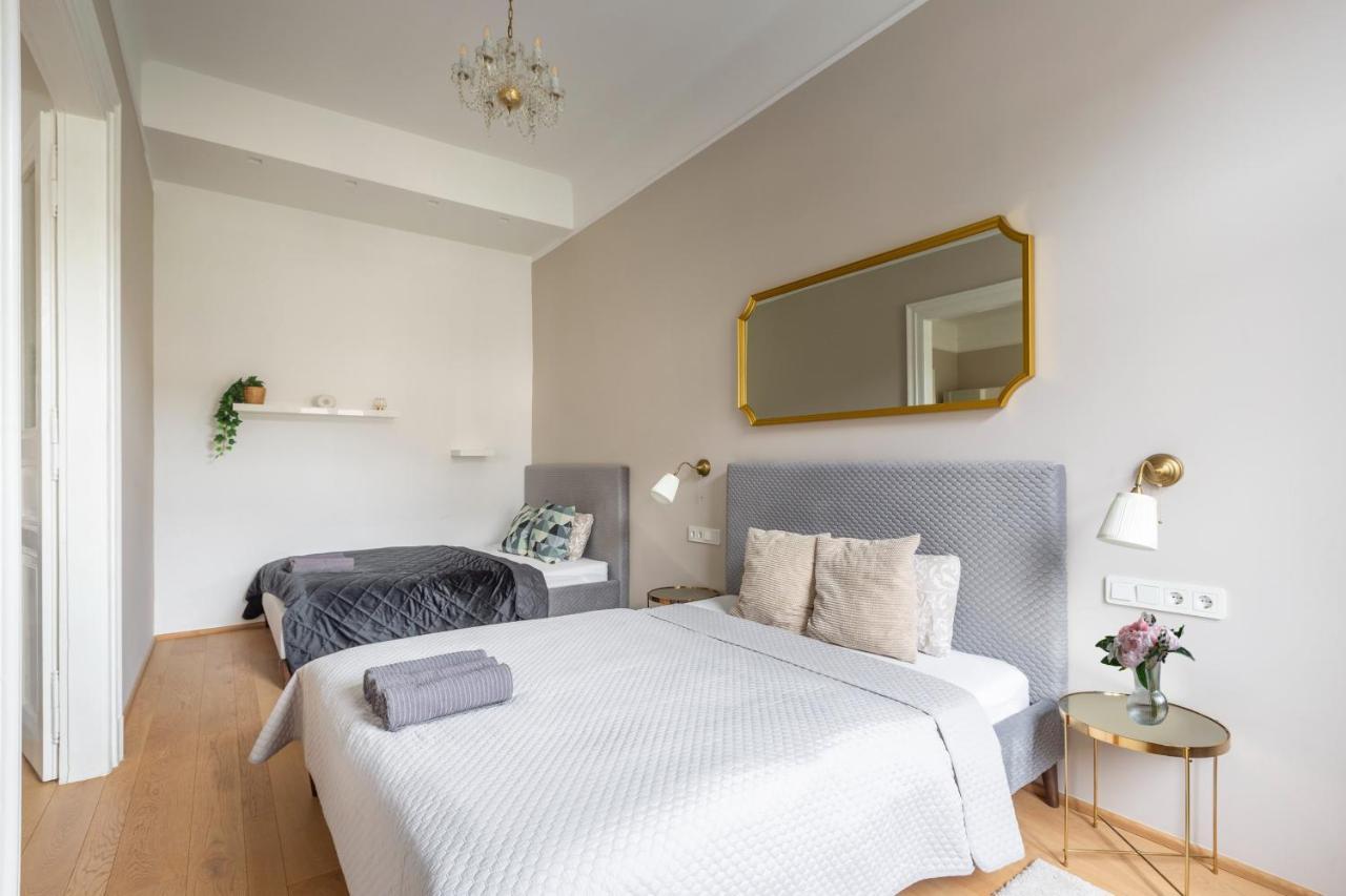 Luxury Elizabeth Residence Next To The New York Cafe Budapest Eksteriør bilde